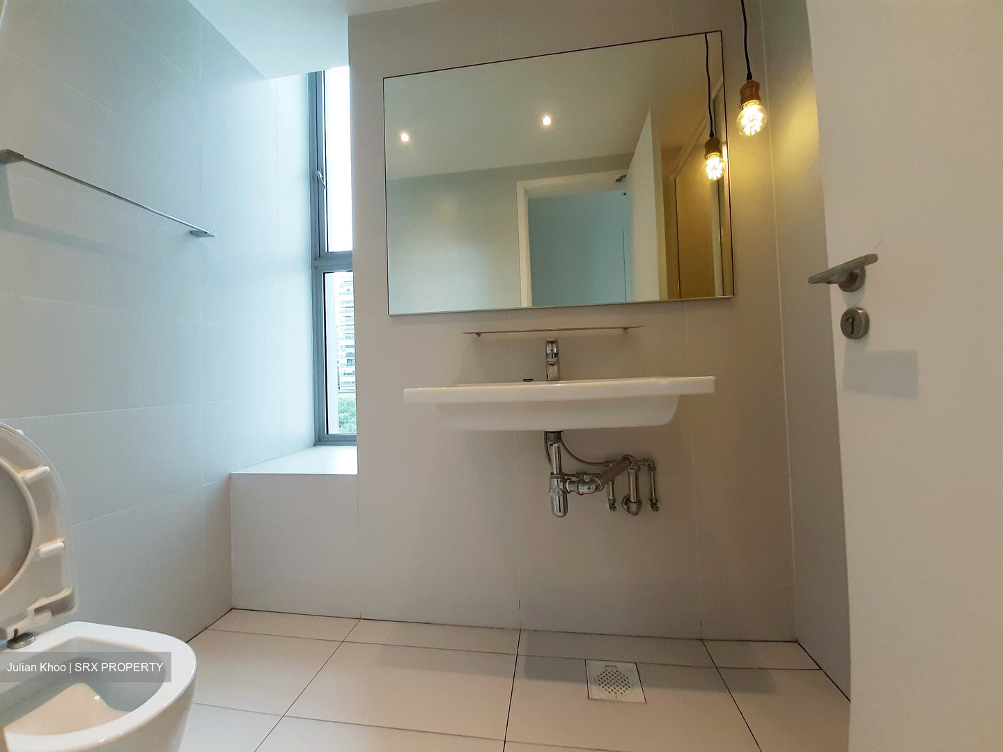 Paya Lebar Road (D14), Apartment #526975881